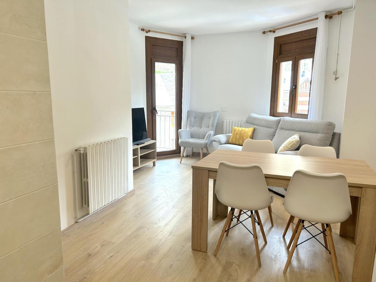 Apartament Comfortable Amb Vistes I Centric By Rural D'Aneu 에스테리 다네우 외부 사진